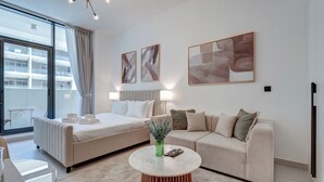 Unclassified image, 4 of 17, button - PVH - Studio - Prime Residency 3 (Dubai)