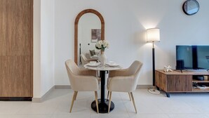 Unclassified image, 3 of 17, button - PVH - Studio - Prime Residency 3 (Dubai)