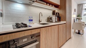 Unclassified image, 2 of 17, button - PVH - Studio - Prime Residency 3 (Dubai)
