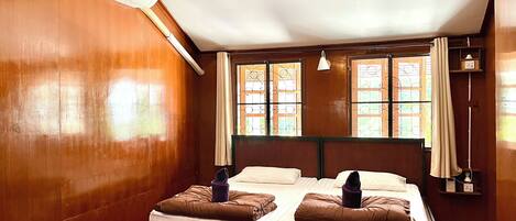 1 Schlafzimmer, Schreibtisch, Bügeleisen/Bügelbrett, kostenloses WLAN