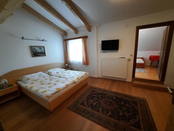 2 Schlafzimmer, WLAN