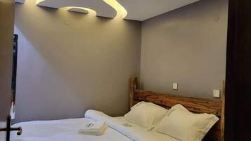 Deluxe Single Room, Garden View