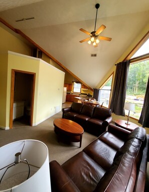 Comfort Condo, 1 Bedroom, Balcony, Mountain View | View from room