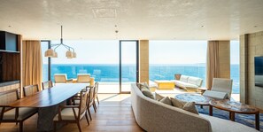 Presidential Suite, 2 Bedrooms, Private Pool, Ocean View (Hot Spring, Non Smoking) | Bar mini percuma, peti besi dalam bilik, katil bayi/kot (percuma) 