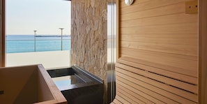 مستلزمات مجانية للعناية الشخصية، مجففات شعر، خف للقدمين، مناشف