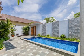 Piscina externa