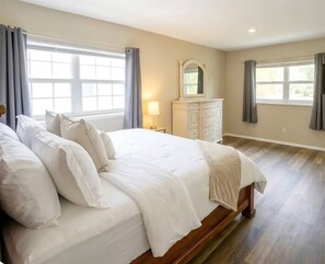 5 室のベッドルーム、アイロン / アイロン台、旅行用ベビーベッド、WiFi (無料)