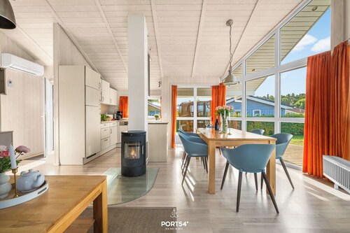 Scandinavian vacation home Möwenstübchen with sauna, whirlpool and air conditioning