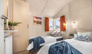 3 bedrooms, travel cot, free WiFi