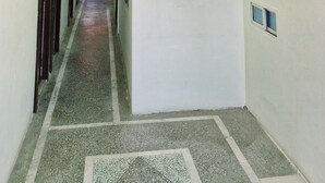Lorong