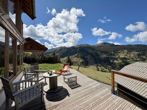 Terrace/patio - Spacious apartment with mountain view and parking for 10 guests (Vars)