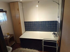 Towels, soap, toilet paper