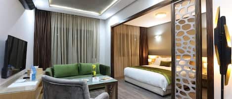 In-room safe, iron/ironing board, free WiFi