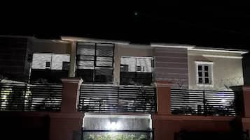 Bagian depan properti