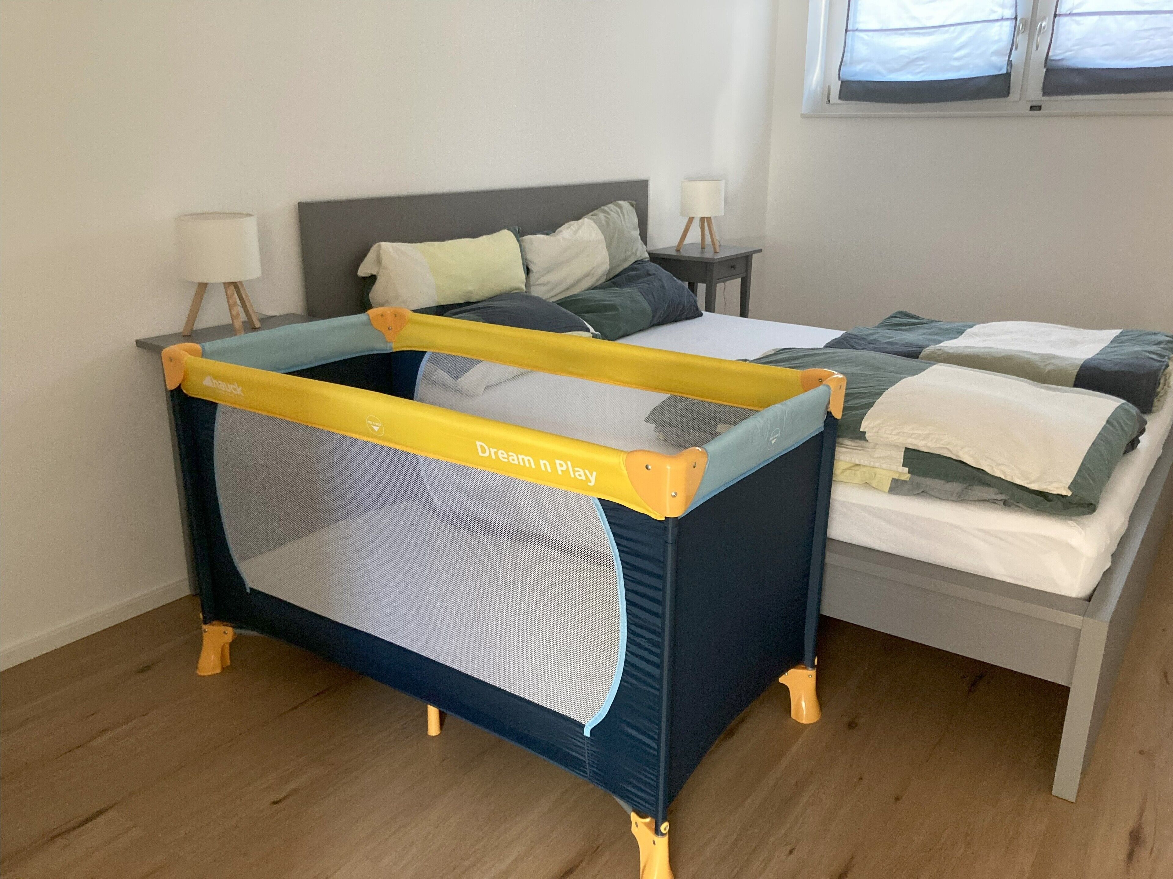 1 Schlafzimmer, Reisekinderbett, kostenloses WLAN, Bettwäsche