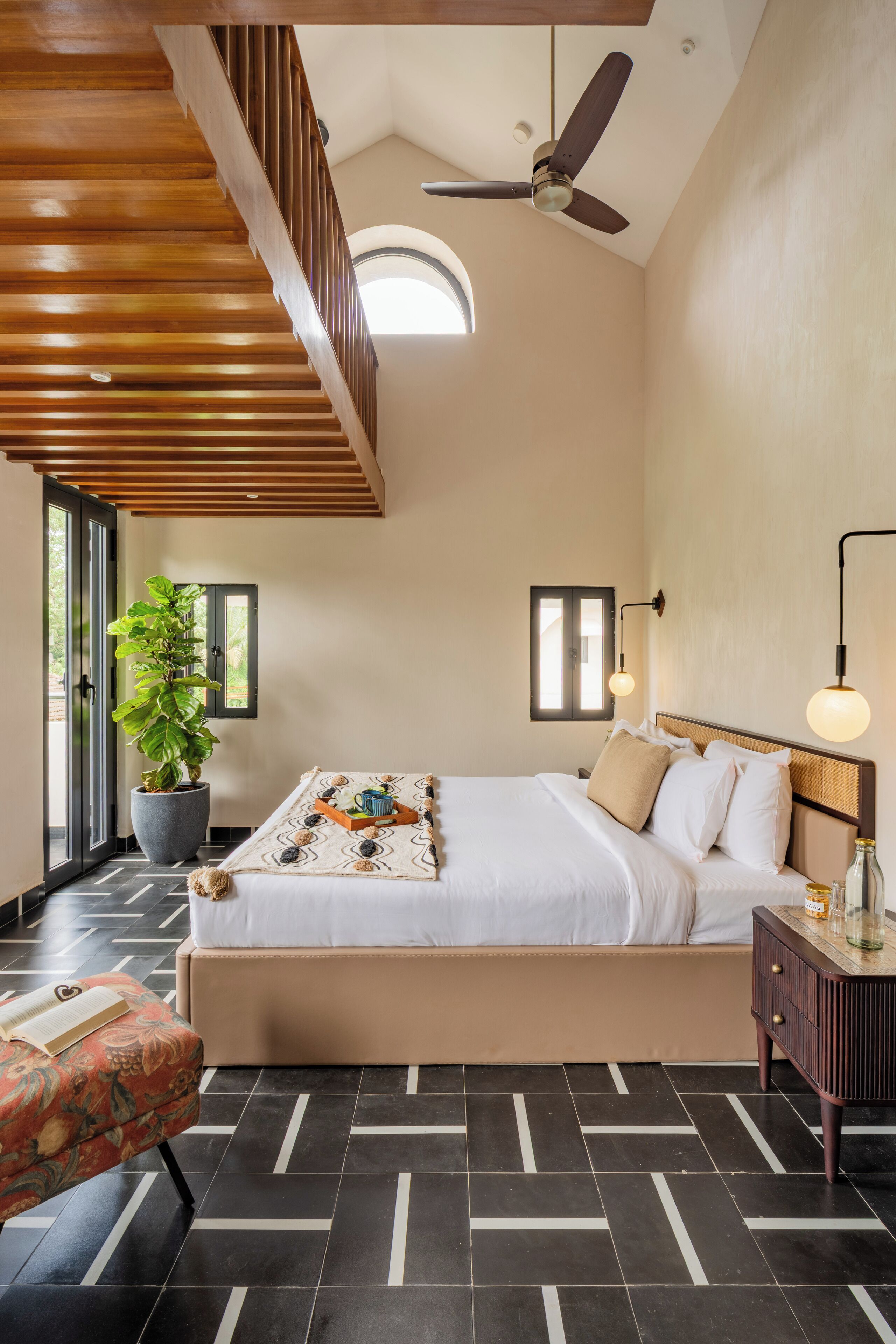 Luxury Villa, Balcony | Free WiFi