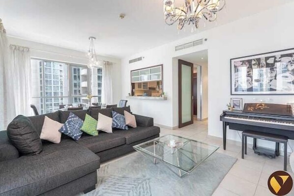 Luxury Apartment, Balcony, City View | Living area