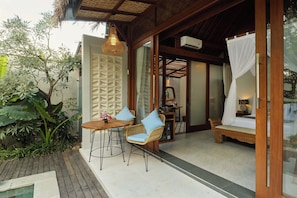 One Bedroom villa private pool with Jungle view | Terrace/patio