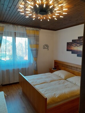 3 Schlafzimmer, WLAN, Bettwäsche