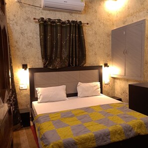 Basic Double Room
