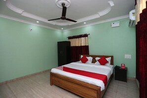 3 bedrooms - GOPINATH .P GUEST HOUSE (Varanasi)