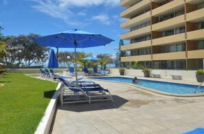 Pool - The Sands Beachfront city centre (Surfers Paradise)