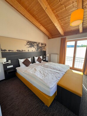 Suite, Balcony, Hill View | Desk, free WiFi