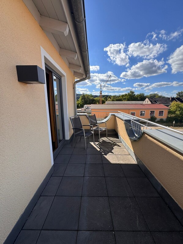 Suite, Balcony, Hill View | Balcony