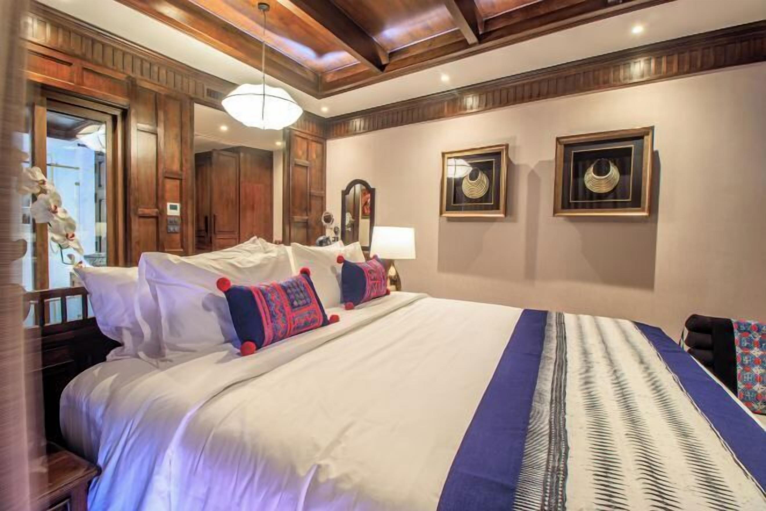 In-room safe, desk, blackout curtains, iron/ironing board