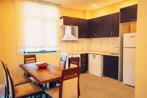Villa exclusiva | Caja de seguridad en la habitación, escritorio y insonorización 