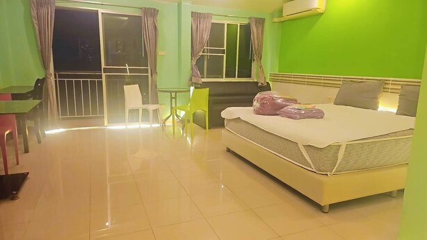 1 bedroom, Internet - Pattaya Park Apartment (Muang Pattaya)