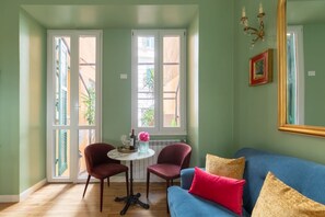 Living area - Rome Dreamer Suite - Studio (Rome)