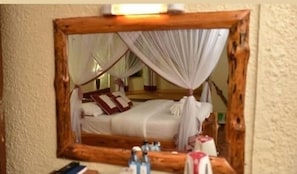 Superior Double Room, Balcony, Garden View | Free WiFi, bed sheets