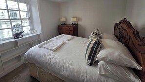 3 makuuhuonetta, ilmainen Wi-Fi, vuodevaatteet