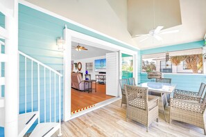 Interior - NEW LISTING! Siesta Key Home w/ Pool + Hot Tub, 1 Min to Beach! (Siesta Key)