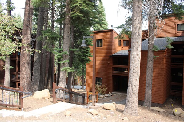 Exterior - Ski Trail Condo in Northstar (Truckee)