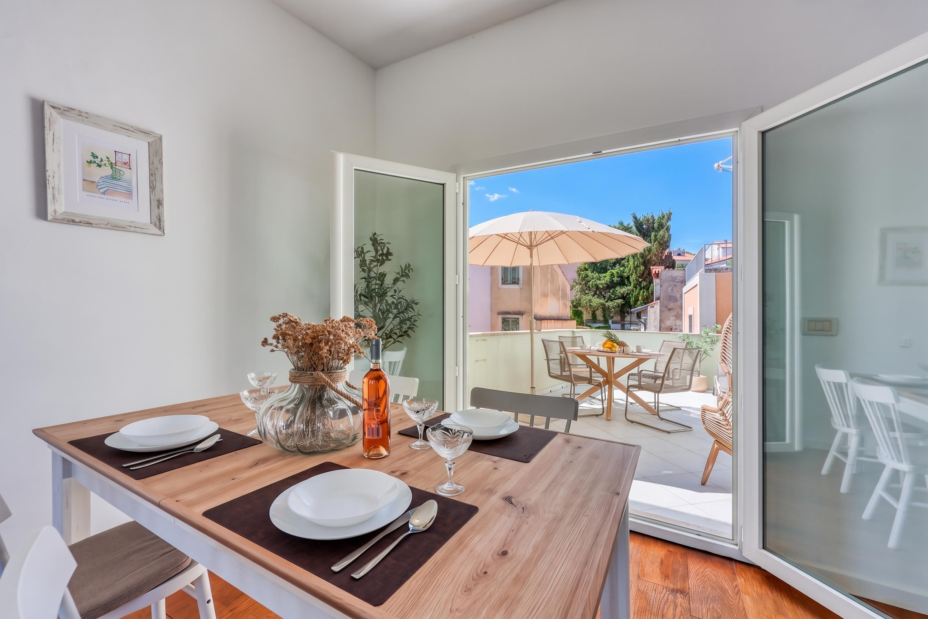 Family Penthouse, 2 Bedrooms, 2 Bathrooms, Sea Facing (The Perfect View Penthouse Design) | Outdoor dining
