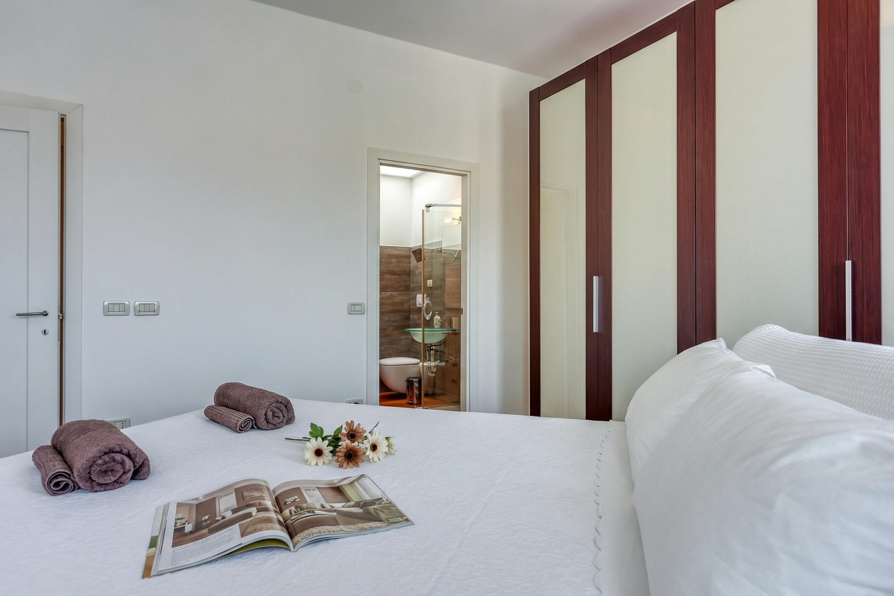 家庭顶层房, 多间卧室, 双浴室, 临海 (The Perfect View Penthouse Design) | 2 多间卧室、熨斗/熨衣板、免费 WiFi、床单