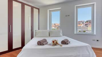 Penthouse familiar, varias habitaciones, 2 baños, frente al mar (The Perfect View Penthouse Design) | 2 habitaciones, tabla de planchar con plancha y wifi gratis