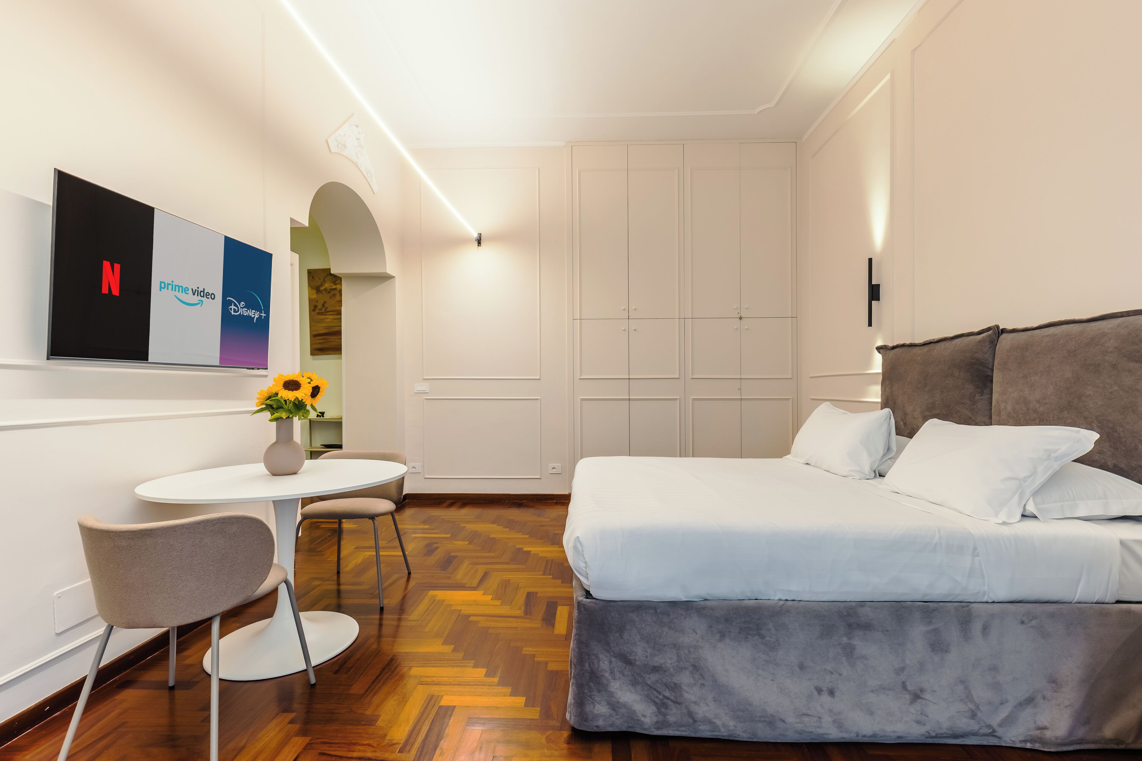 1 多间卧室、熨斗/熨衣板、WiFi、床单