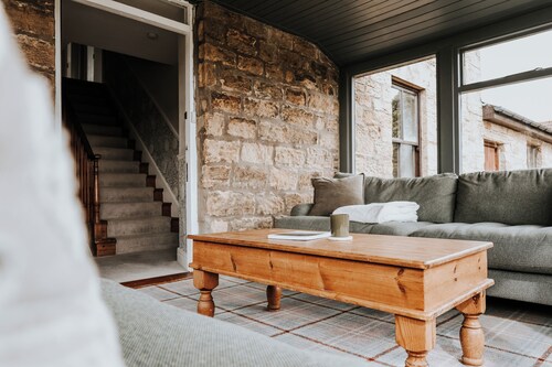 5-Bedroom Large Farmhouse | Near Morpeth | Hot Tub | Games Room | Sleeps 12