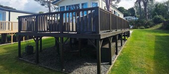 Cariad Bach 64 Dinas Cross