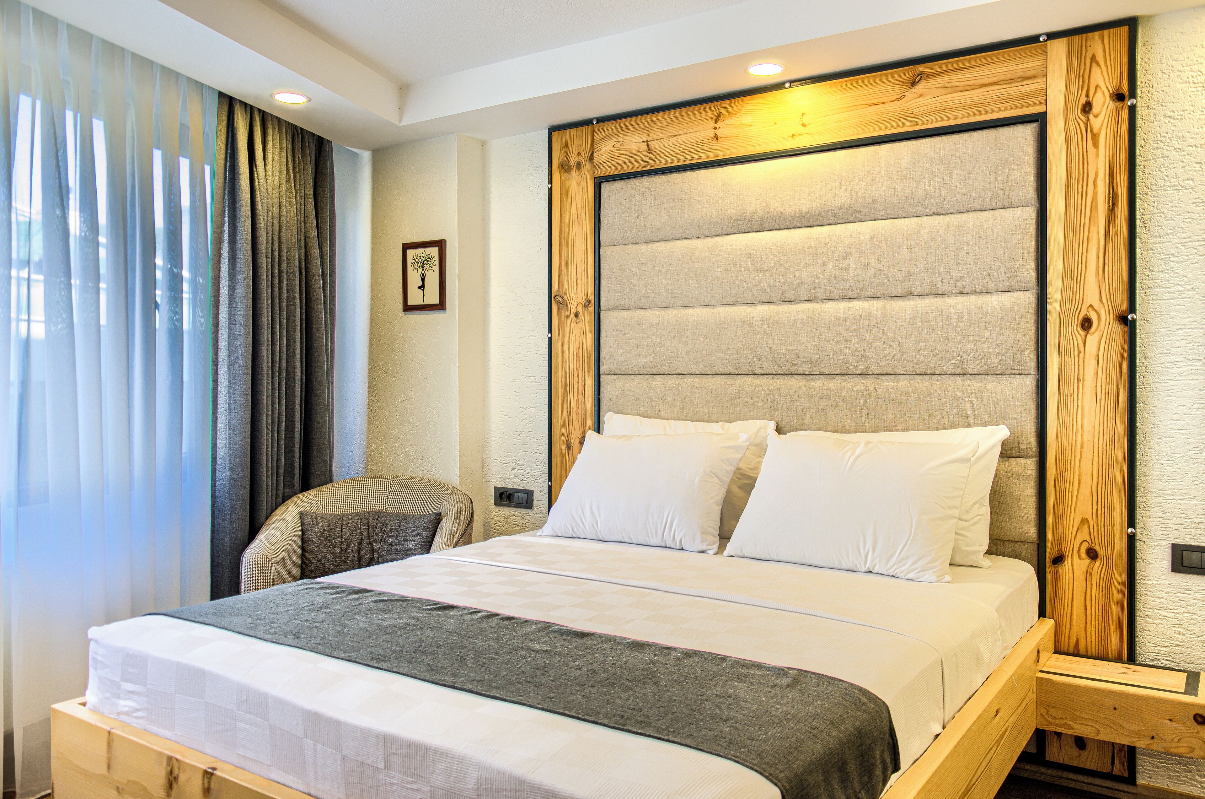 标准双人房 | 办公桌、笔记本电脑工作区、免费 WiFi