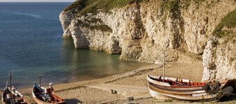 Blue Opal Retreat - a cottage that sleeps 6 guests in 3 bedrooms
