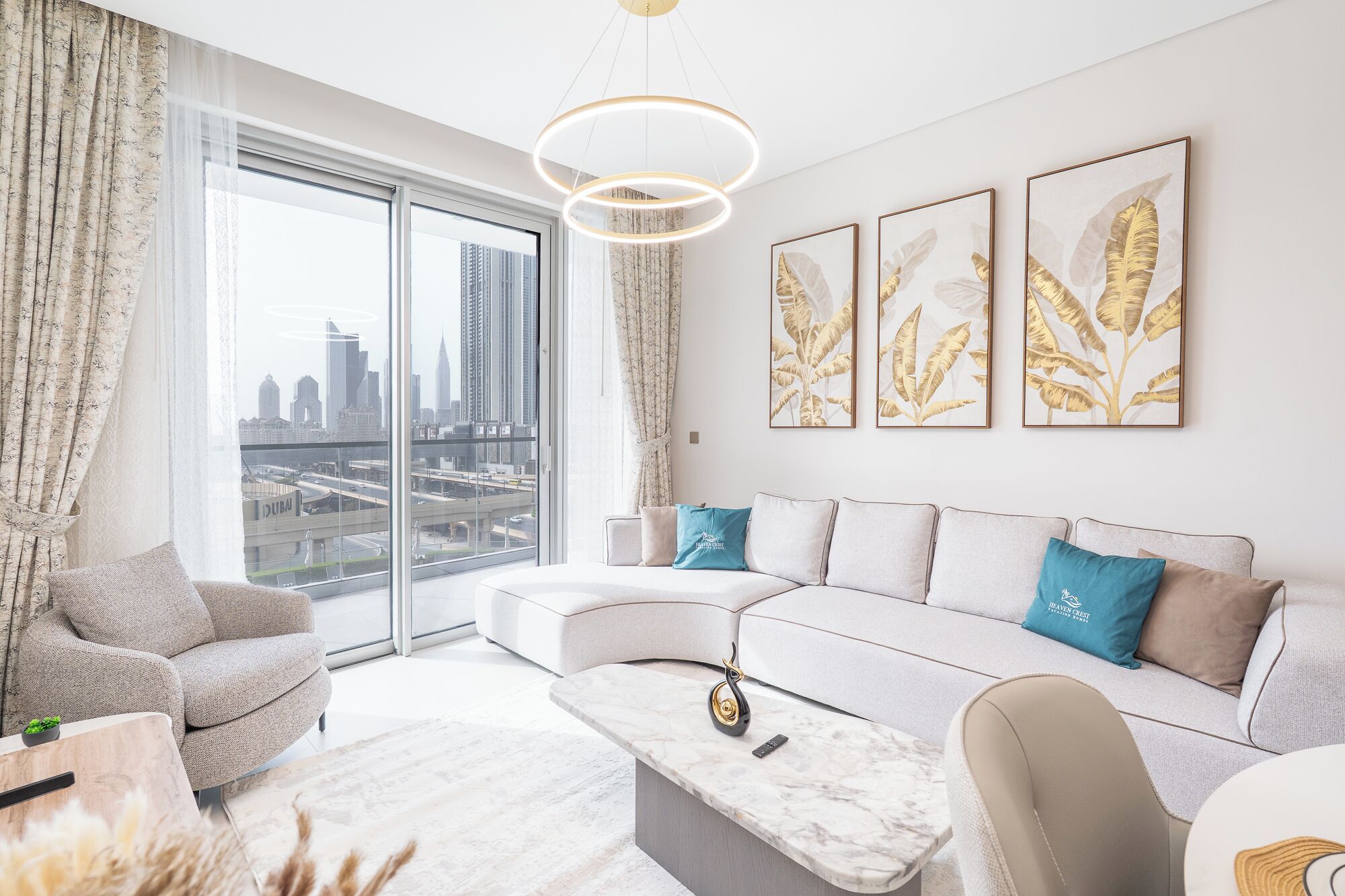 Departamento, 2 habitaciones, vista a la ciudad | Área de sala de estar