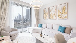Unclassified image, 2 of 93, button - Vida Dubai Mall Balcony with Burj & City Views – Walk to Dubai Mall by Heaven Crest Vacation Homes (Dubai)