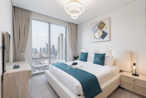 Desk, laptop workspace, soundproofing, iron/ironing board - Vida Dubai Mall Balcony with Burj & City Views – Walk to Dubai Mall by Heaven Crest Vacation Homes (Dubai)