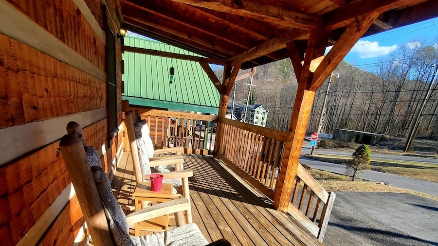 Private yet walking distance to downtown
