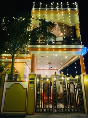 Ngoại thất