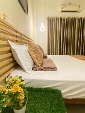 Phòng Deluxe | Truy cập Internet không dây miễn phí, bộ trải giường 